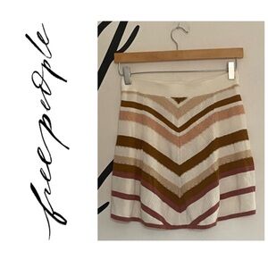 Free People XS cream, tan and mauve knit mini skirt